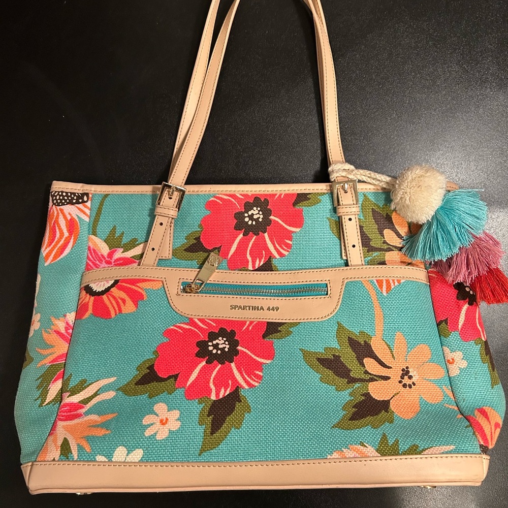 Spartina 449 Tote Bag Vibrant Floral Design